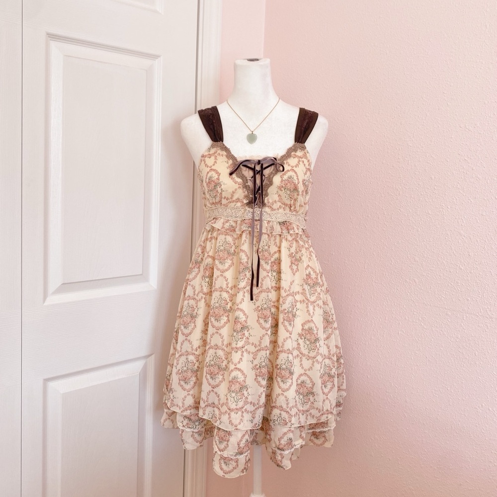 Axes Femme pink cottage floral and lace mini dress